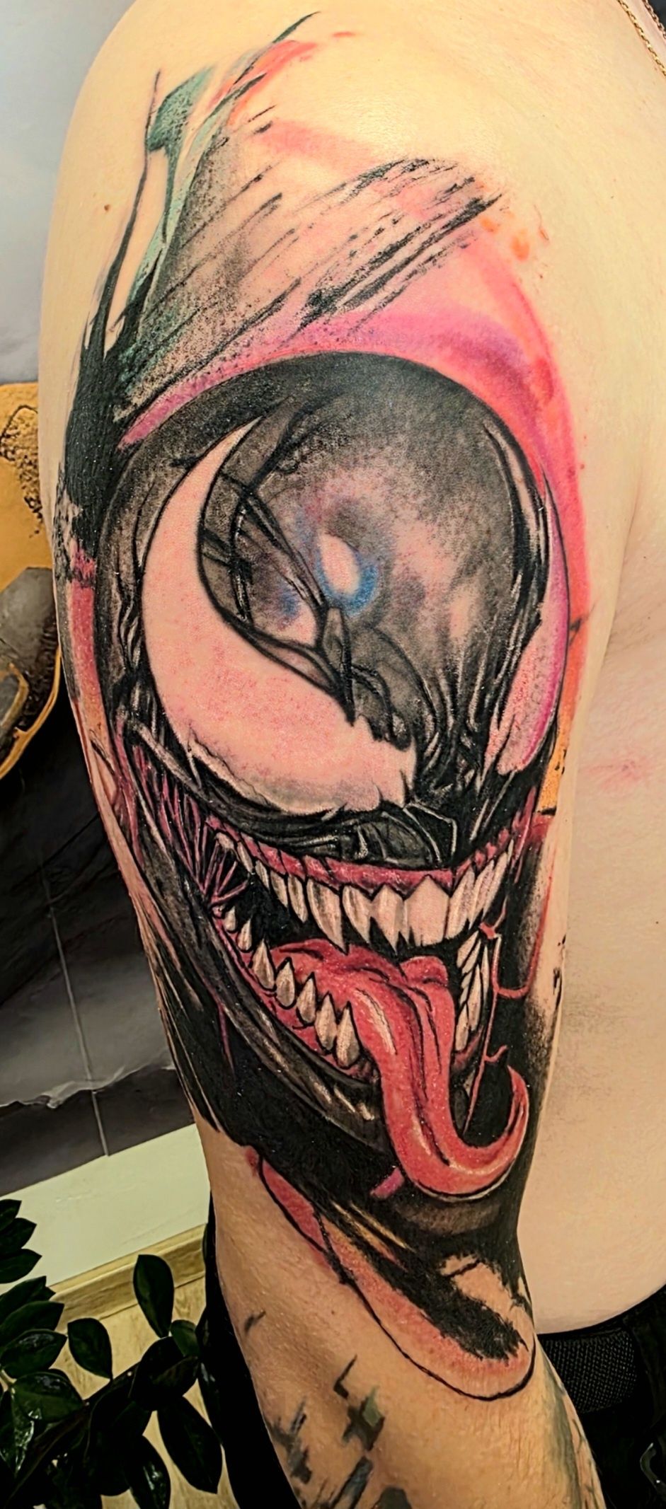 nove venom.jpg
